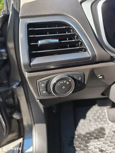 Ford Mondeo 2.0 TDCi Titanium PowerShift - 16