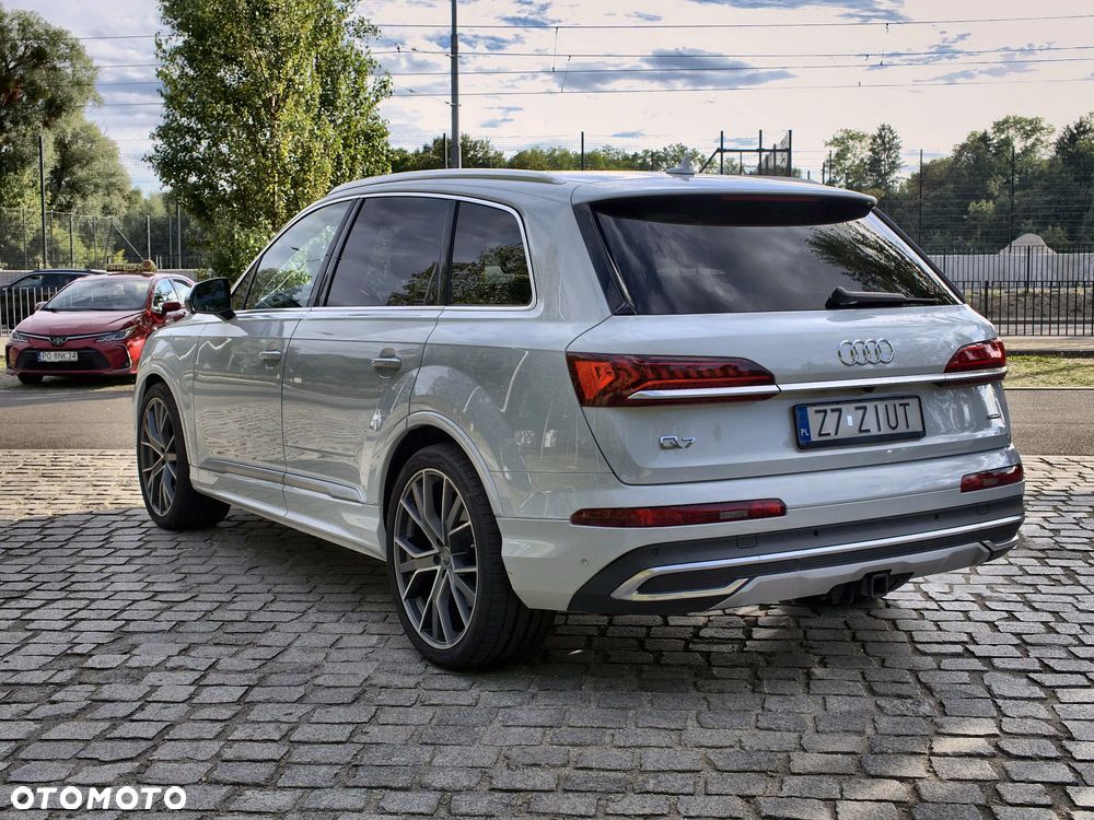 Audi Q7 - 5
