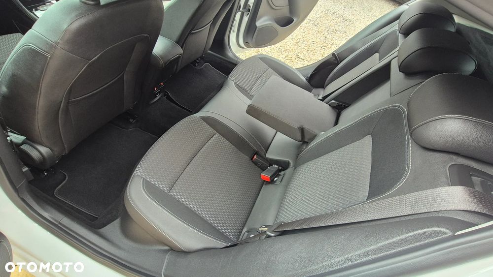 Opel Astra 1.4 Turbo Start/Stop Edition - 26