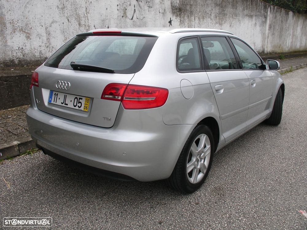 Audi A3 Sportback 2.0 TDi Attraction - 9