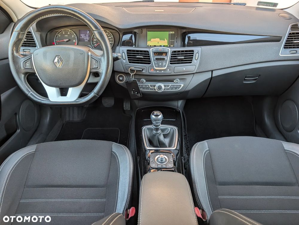 Renault Laguna 2.0 Bose Edition - 7
