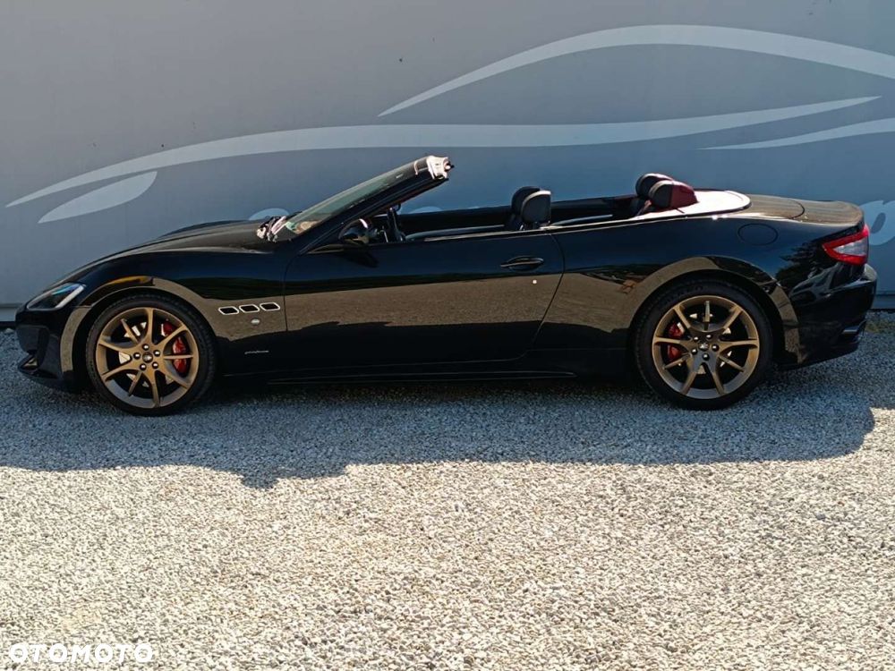 Maserati GranCabrio - 18