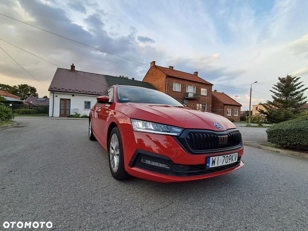 Skoda Octavia 1.5 TSI ACT Active - 4