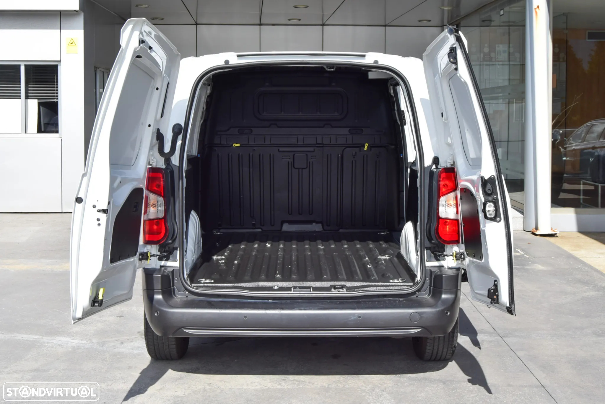 Opel COMBO 1.5 HDI L1 EDITION 100CV - 10