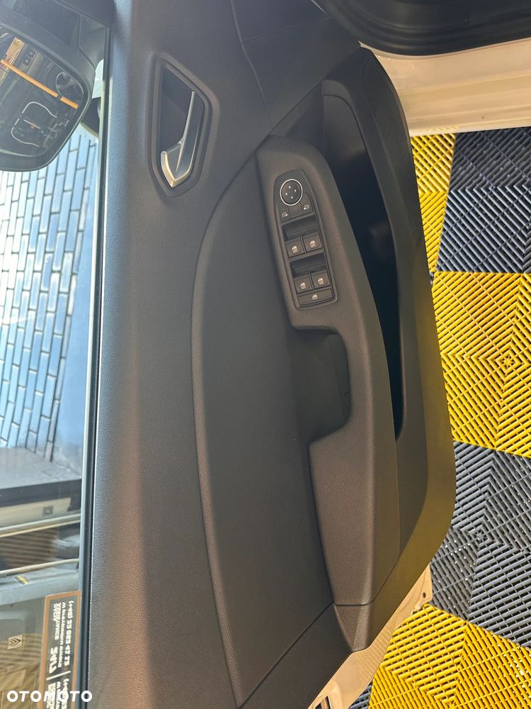 Renault Clio - 31