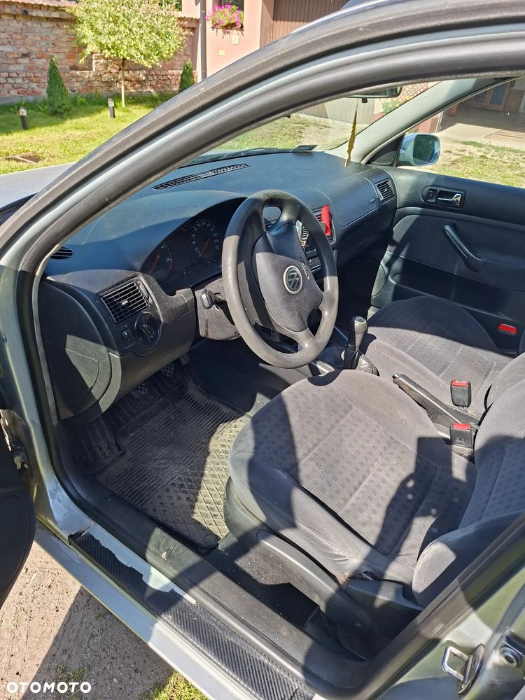 Volkswagen Golf 1.9 TDI 4Mot - 11