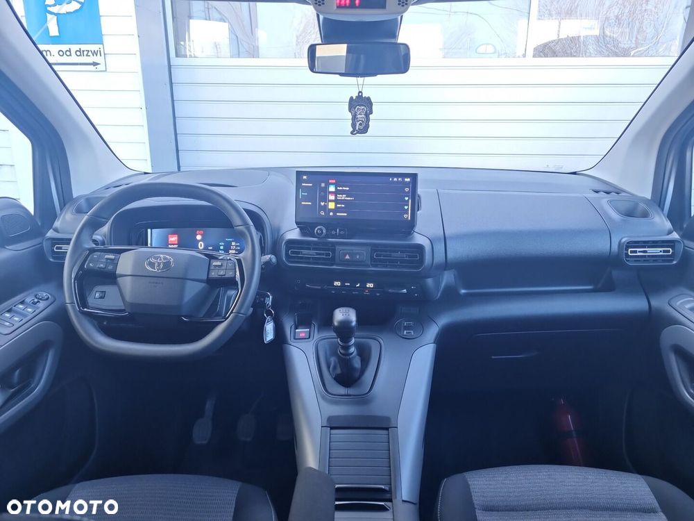 Toyota Proace City Verso 1.5 D-4D Family - 11