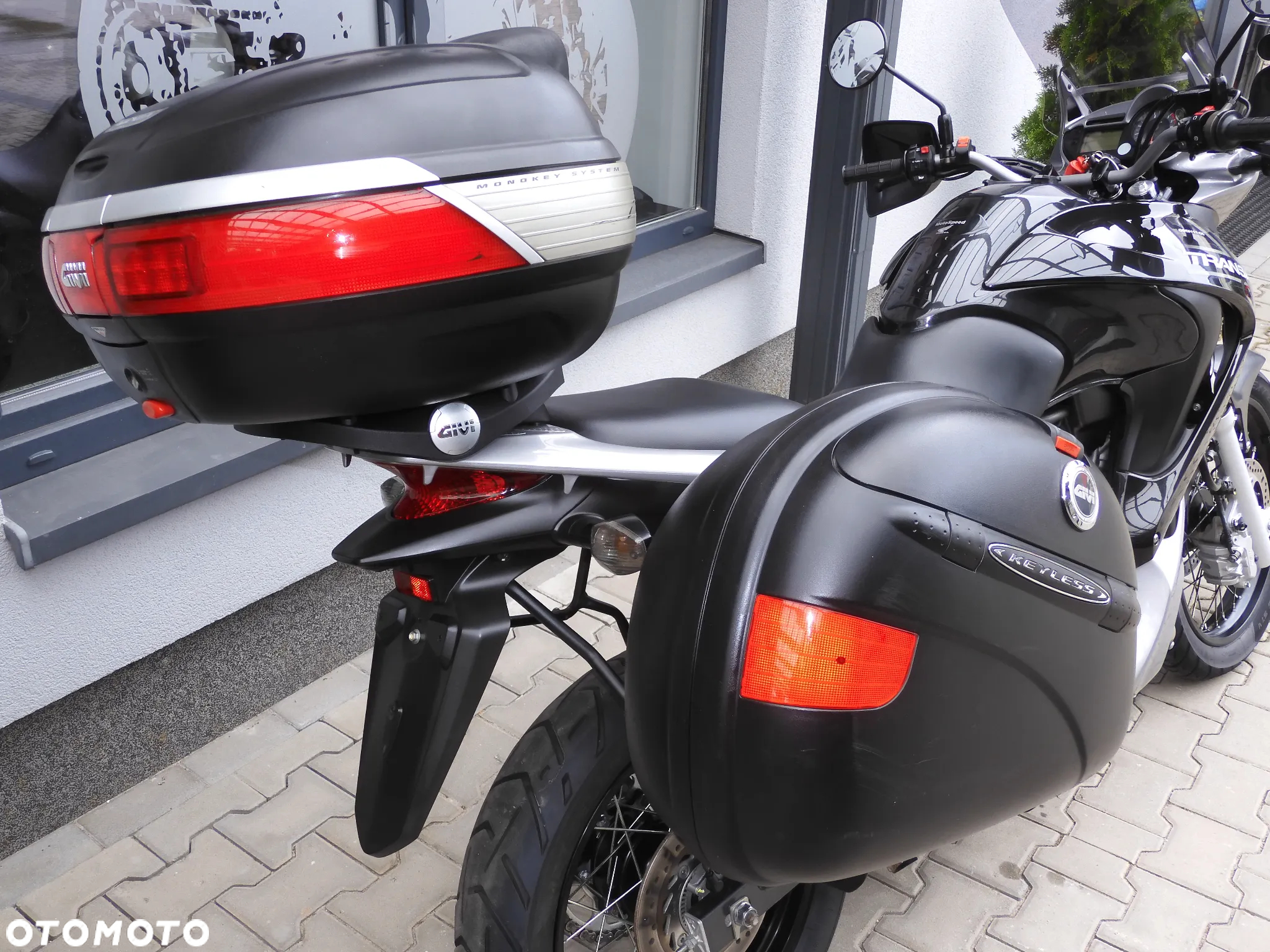 Honda Transalp - 10