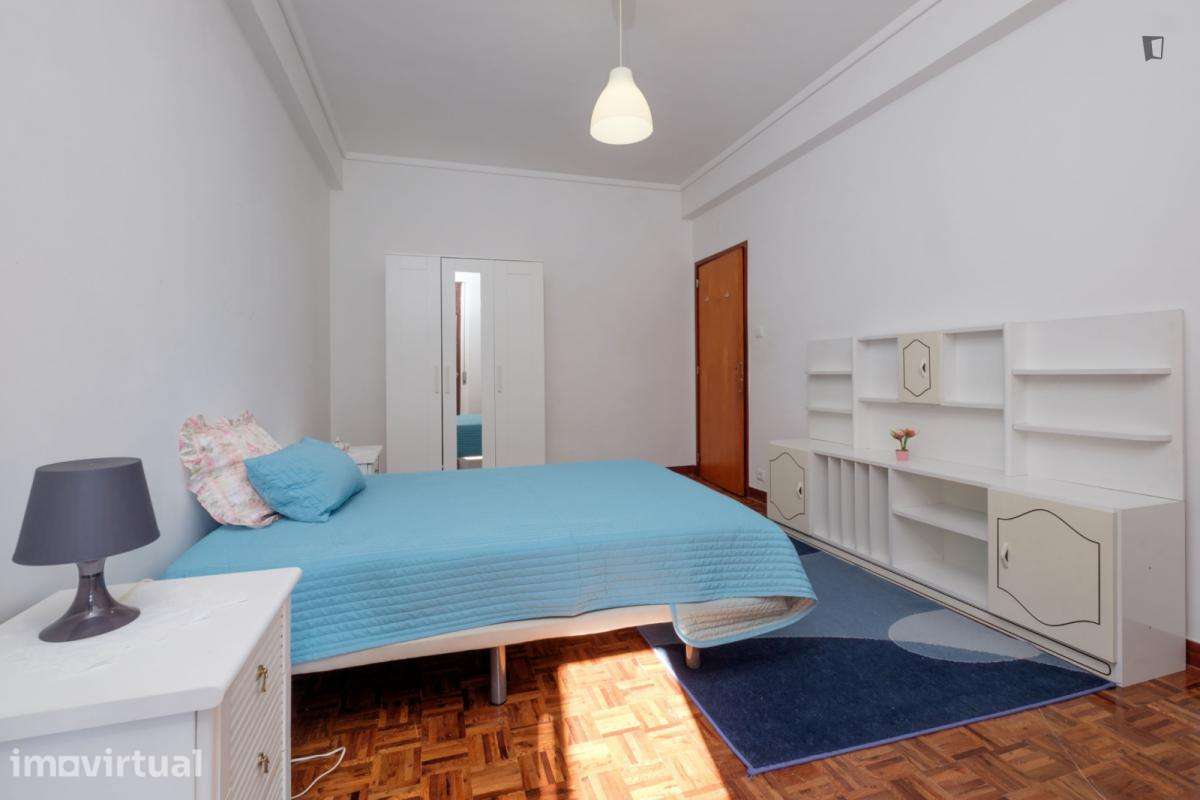 Quarto - localizado em Bairro do Sol Coimbra - Grande imagem: 5/29