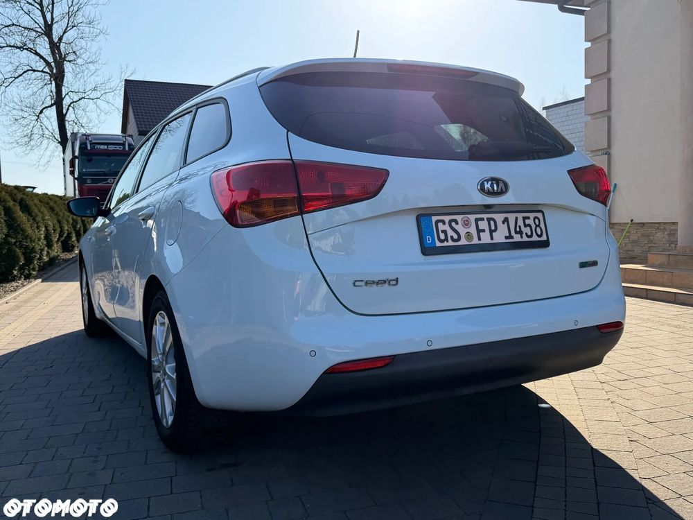 Kia Ceed 1.6 GDI Spirit - 14