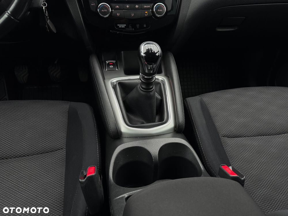 Nissan Qashqai 1.6 dCi 4x4 Acenta S&S - 17