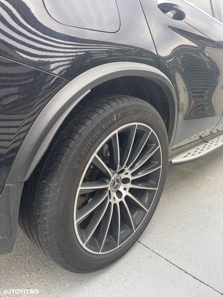 Mercedes-Benz GLC Coupe 220 d 4Matic 9G-TRONIC AMG Line - 3