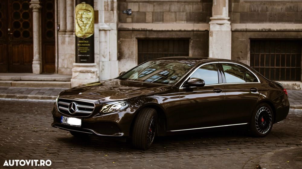 Mercedes-Benz E 200 4MATIC Aut. - 15