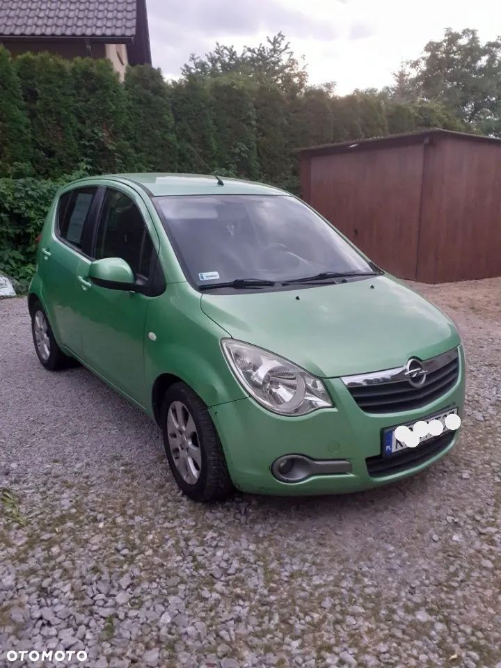 Opel Agila 1.0 - 2