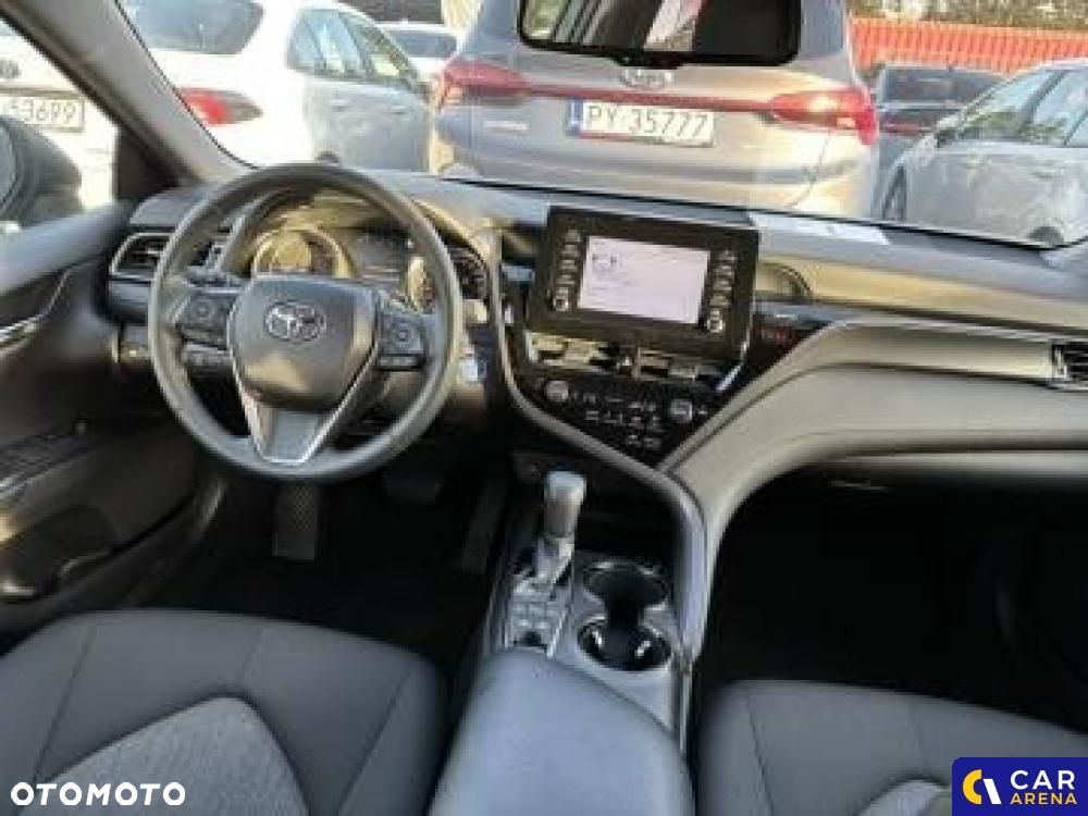 Toyota Camry - 9