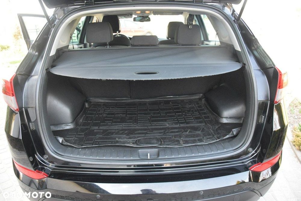 Hyundai Tucson 1.7 CRDI BlueDrive Comfort 2WD - 23