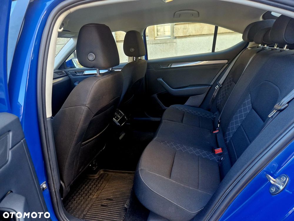 Skoda Superb 1.5 TSI ACT Active DSG - 10