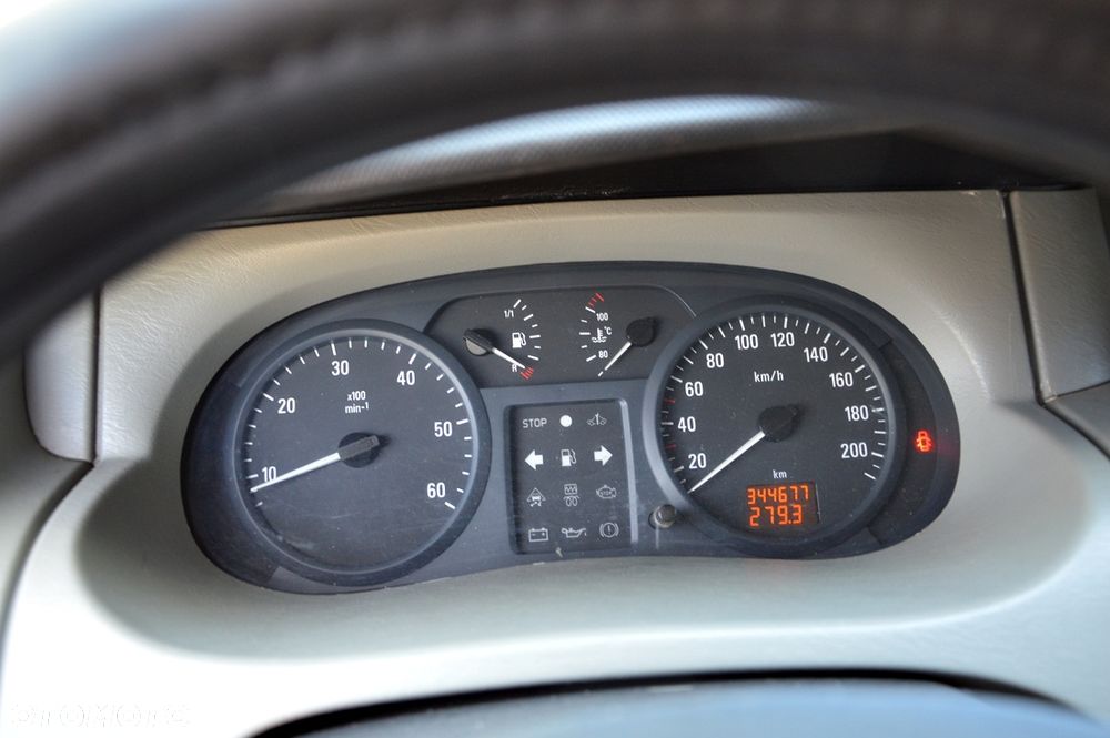 Opel Vivaro - 15