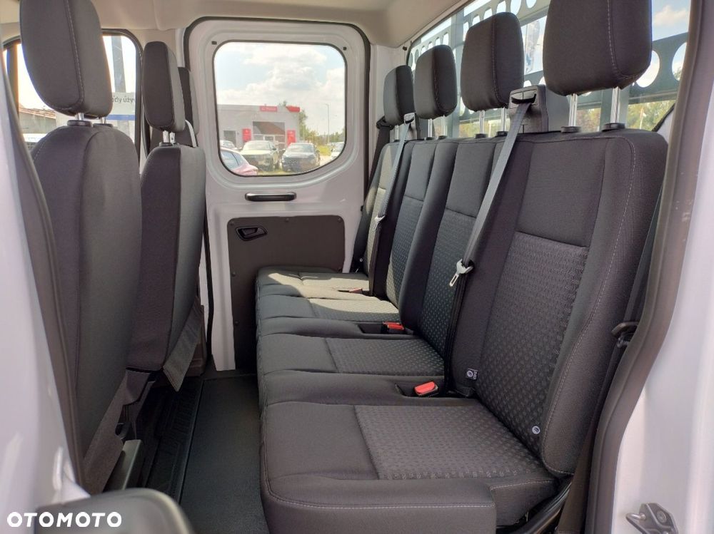 Ford Transit - 12