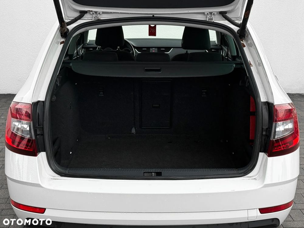 Skoda Octavia 2.0 TDI SCR Style DSG - 12