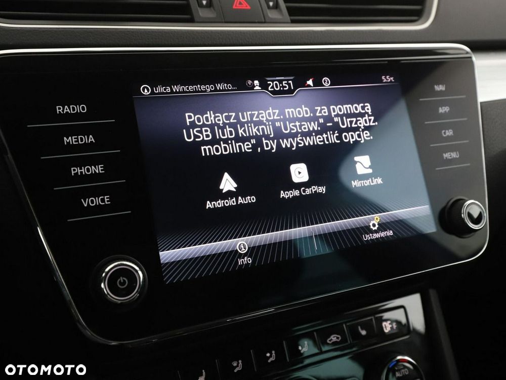 Skoda Superb 2.0 TDI DSG Ambition - 26
