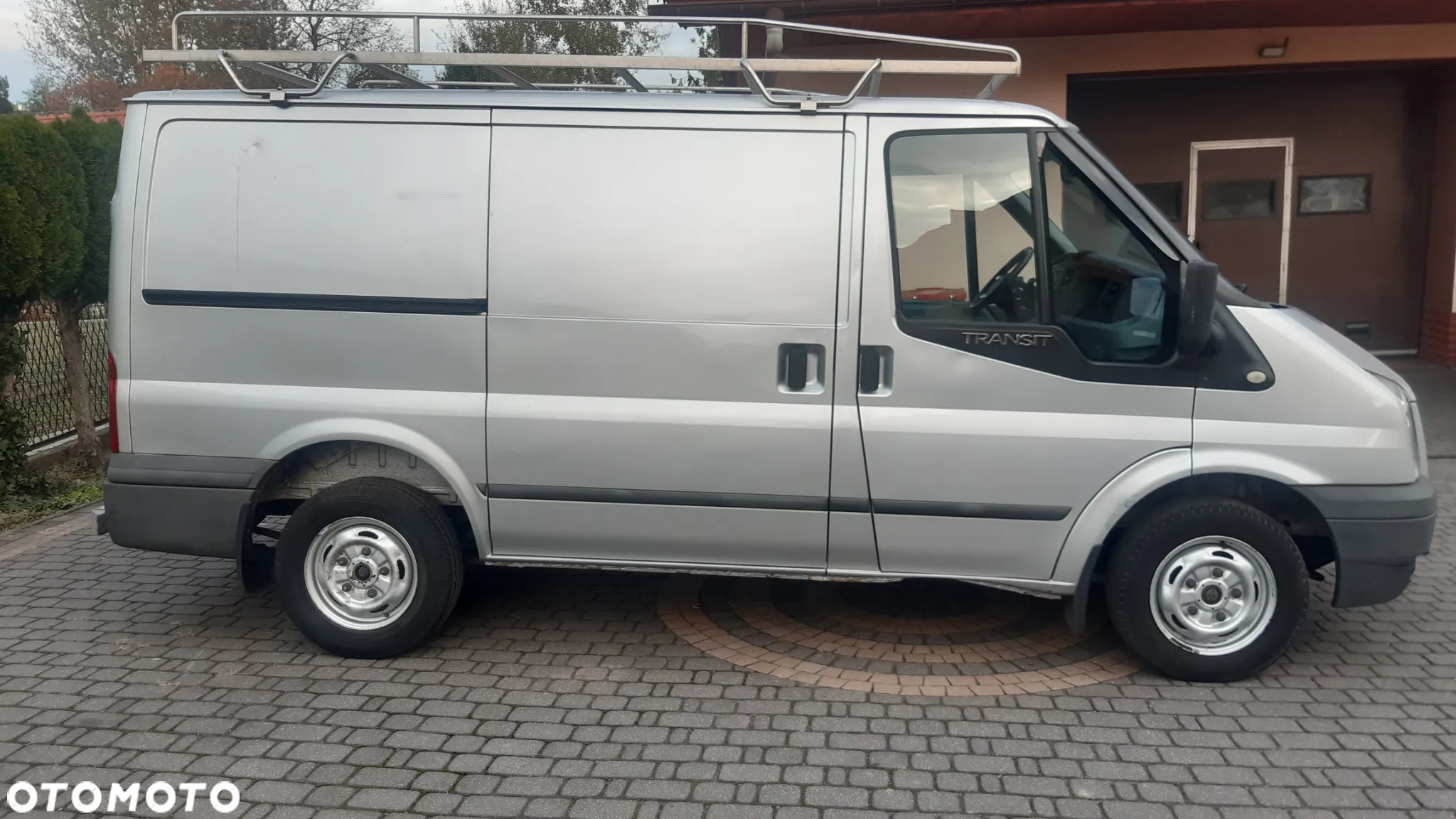 Ford Transit - 13