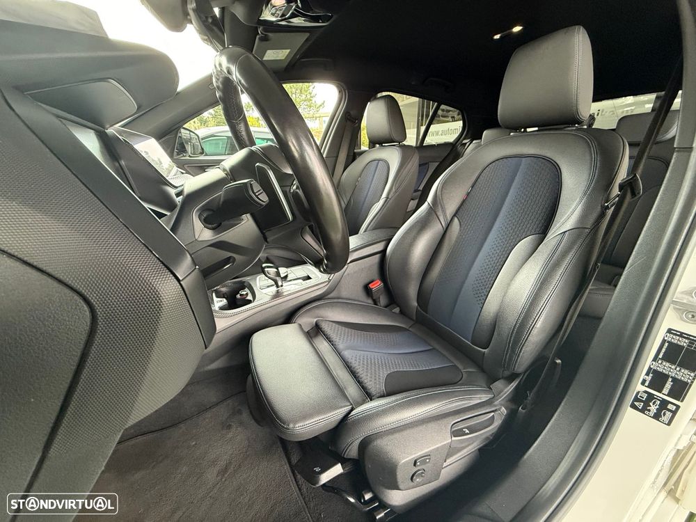 BMW 135 M135 i xDrive Pack 50 anos M - 28