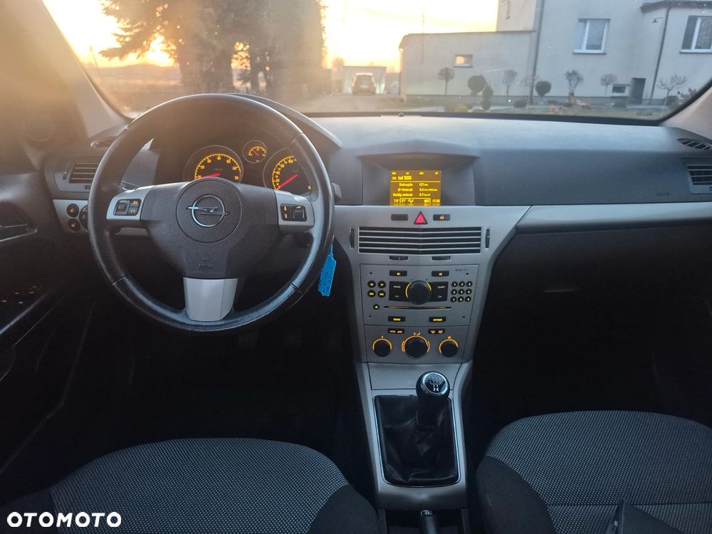 Opel Astra 1.4 Edition 111 Jahre - 22