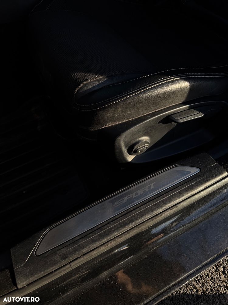 Jaguar XE 20d Aut. R-Sport - 13