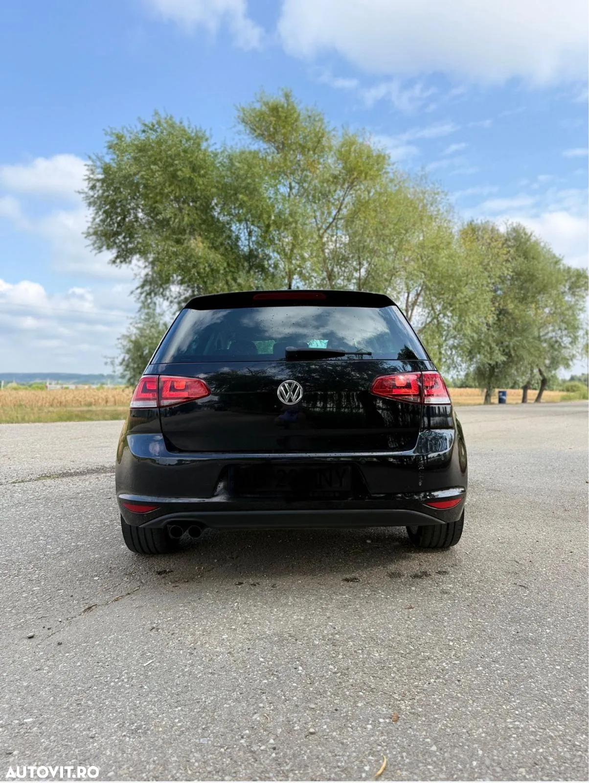 Volkswagen Golf 2.0 BlueTDI DSG Highline - 5