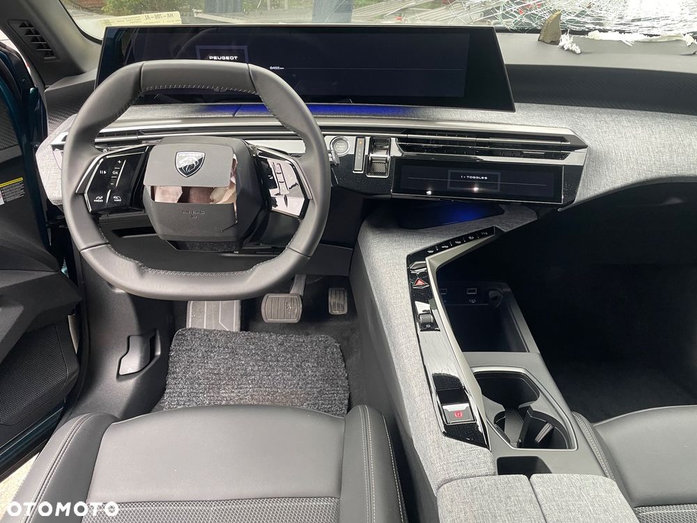 Peugeot 3008 e-3008 73kWh Allure - 12