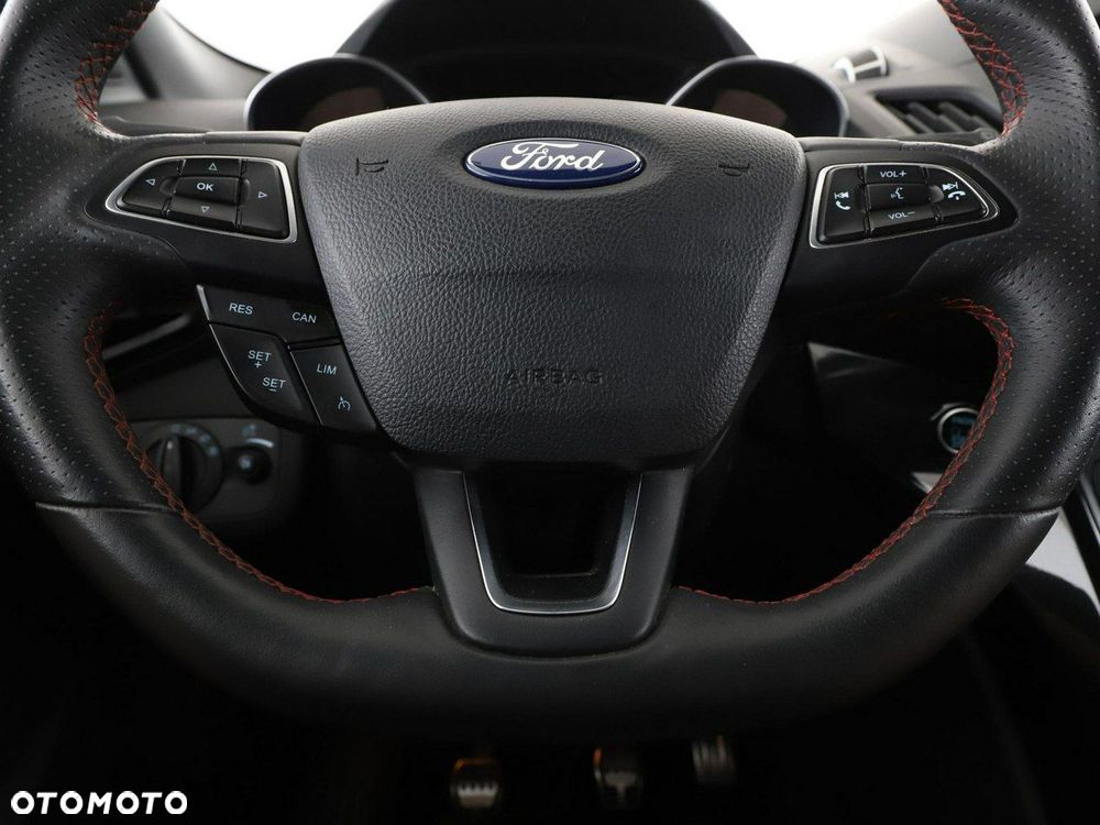 Ford Kuga 1.5 EcoBoost 2x4 ST-Line - 22