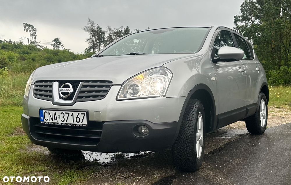 Nissan Qashqai 1.6 visia - 2