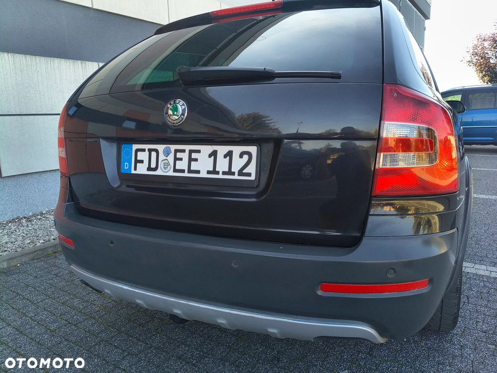 Skoda Octavia 2.0 TDI DPF 4x4 Scout - 35