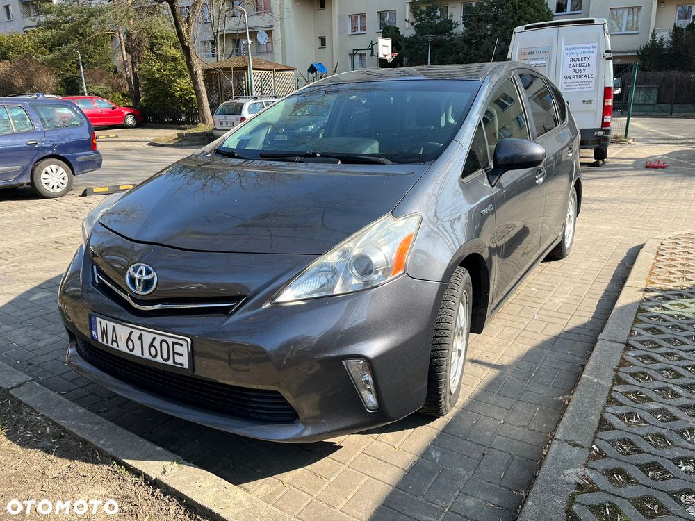 Toyota Prius+ - 1
