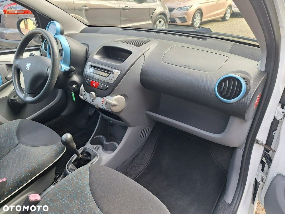Peugeot 107 70 Millesim 200 - 13