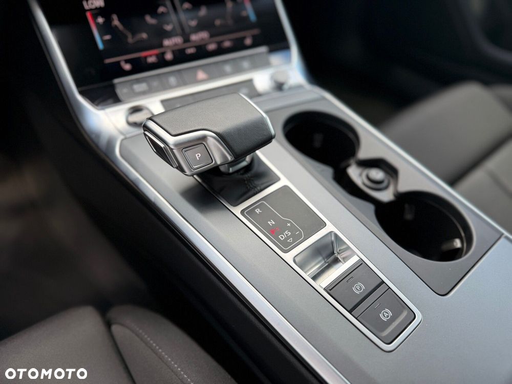 Audi A6 Avant - 26