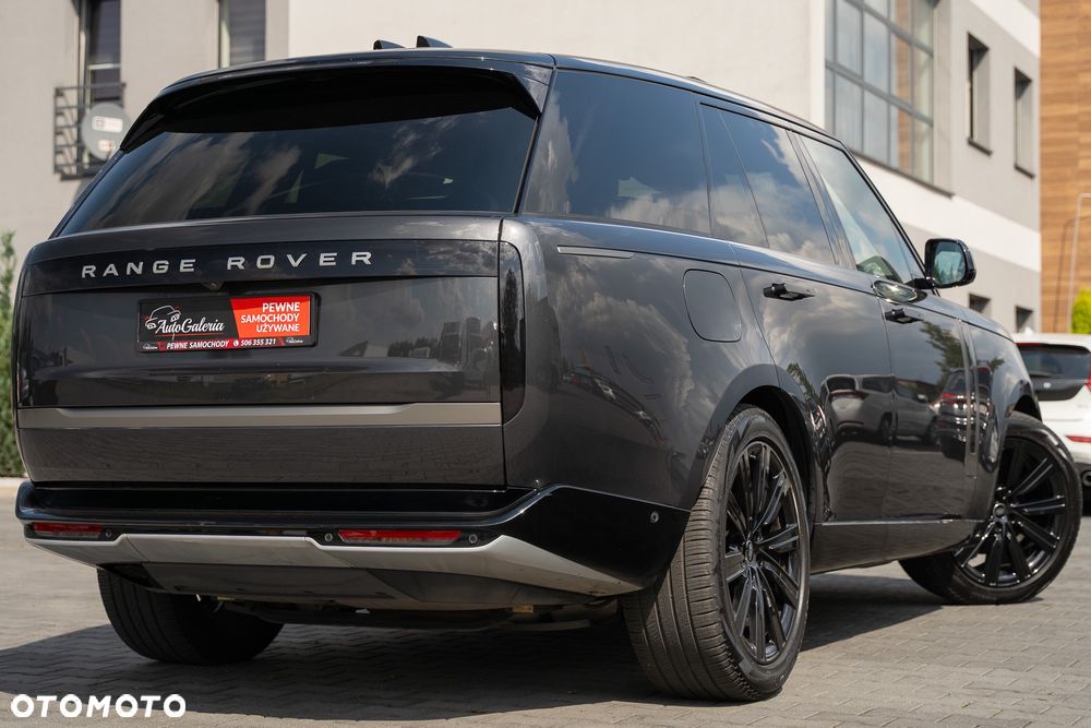 Land Rover Range Rover D300 HSE - 10