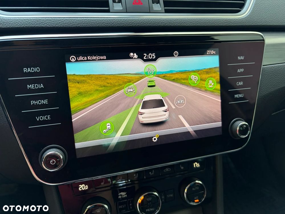 Skoda Superb 2.0 TDI SCR 4x4 Style DSG - 20