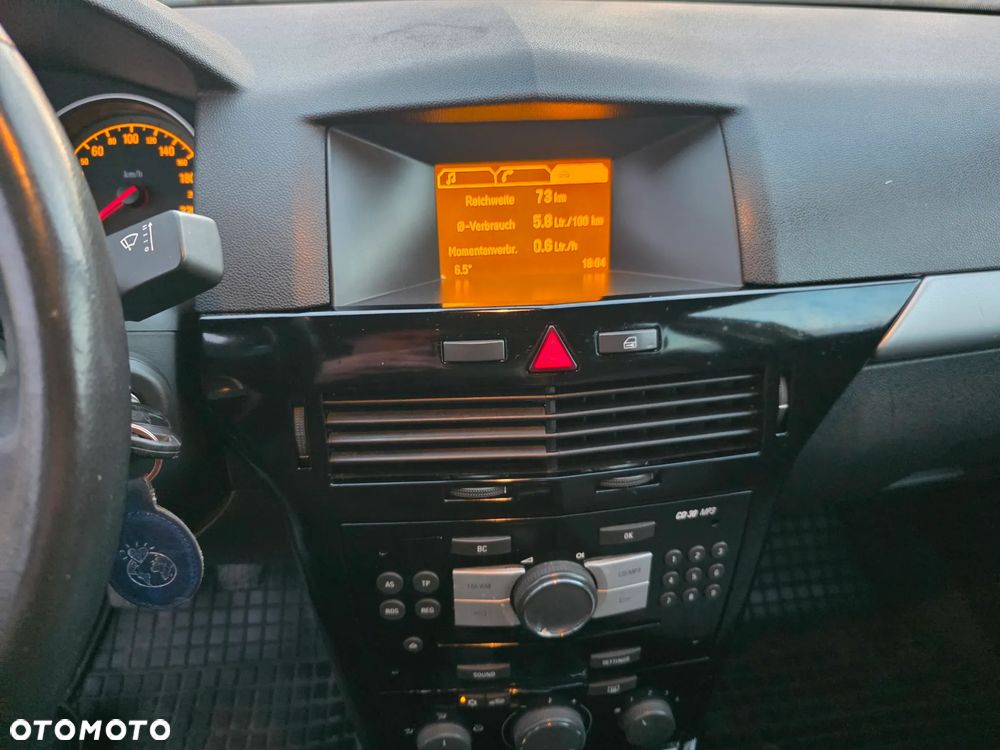 Opel Astra 1.7 CDTI DPF 150 Jahre - 25