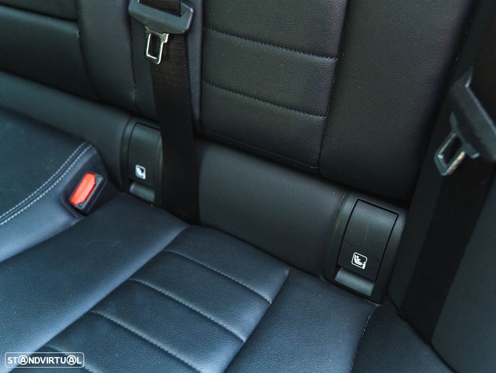BMW 330 e Line Sport Auto - 26