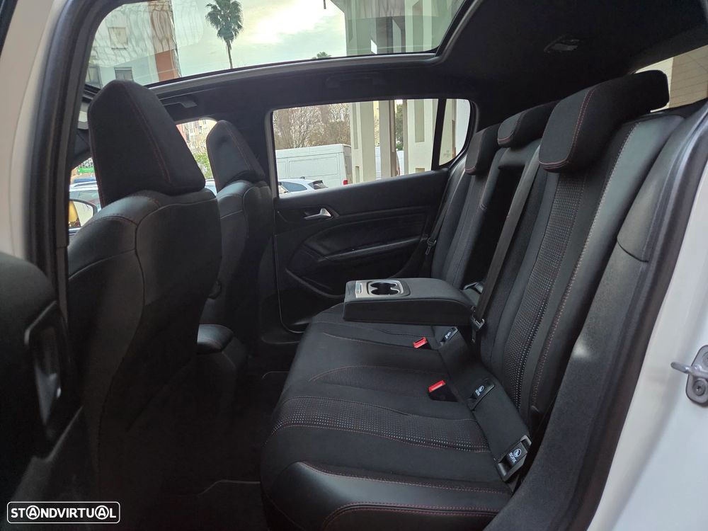 Peugeot 308 PureTech 130 EAT6 Stop & Start GT-Line Edition - 23