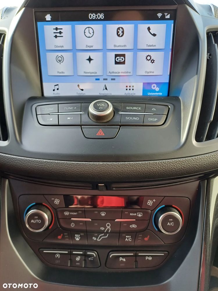 Ford Kuga - 12