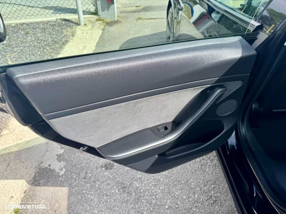 Tesla Model 3 Standard Range Plus RWD - 19