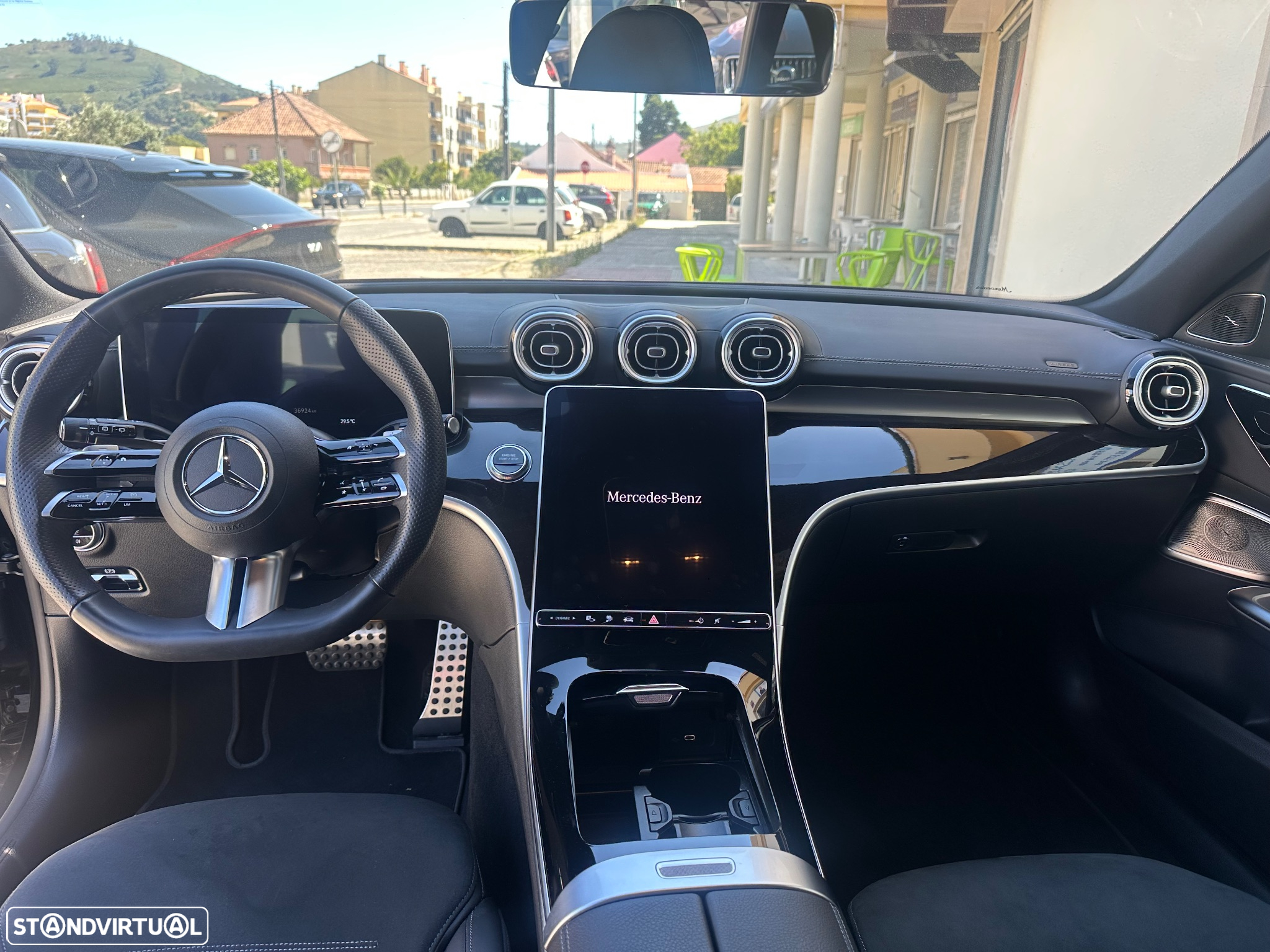 Mercedes-Benz C 300 e AMG Line - 32