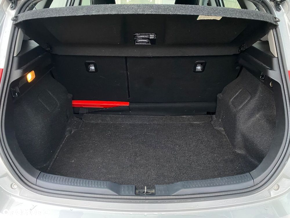 Toyota Auris 1.6 Active - 26