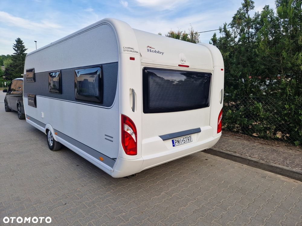 Hobby De Luxe  560 - 24