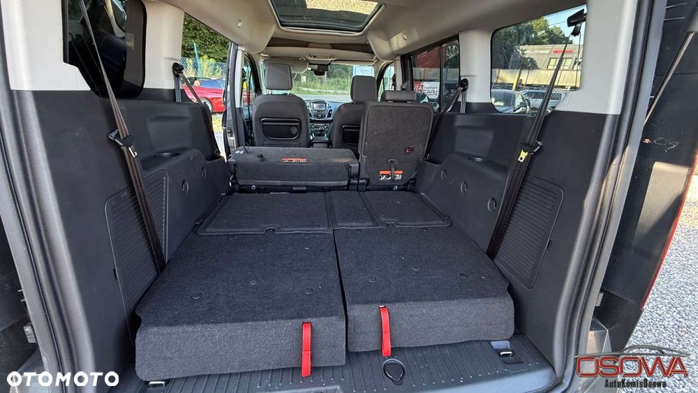 Ford Tourneo Connect Grand - 29