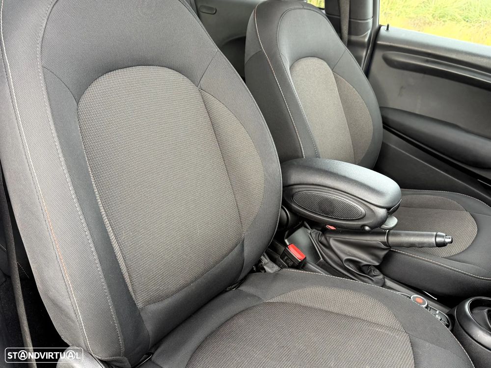 MINI 3 Portas One Auto - 27