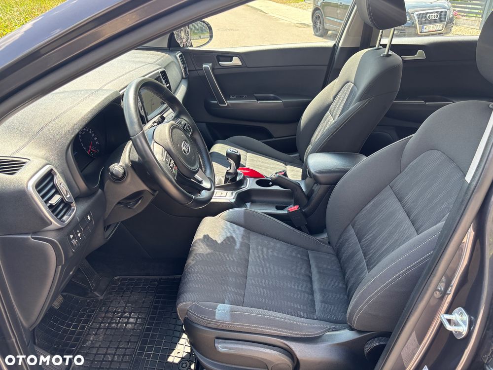 Kia Sportage 1.7 CRDI 2WD Attract - 17